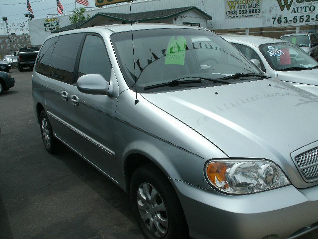 Kia Sedona 2004 photo 1