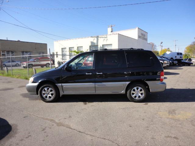 Kia Sedona 2004 photo 1