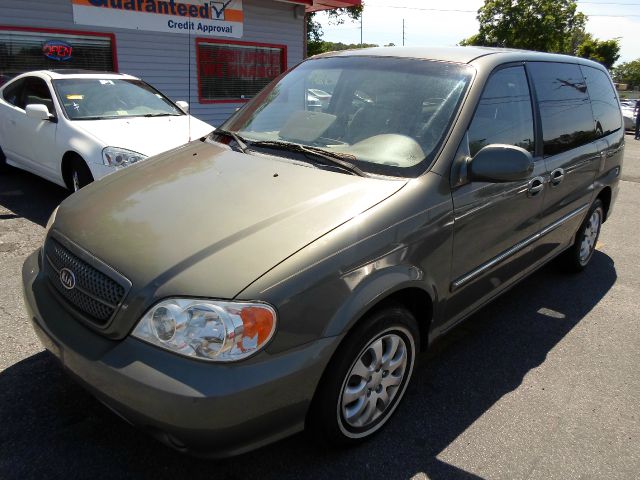 Kia Sedona 2004 photo 13