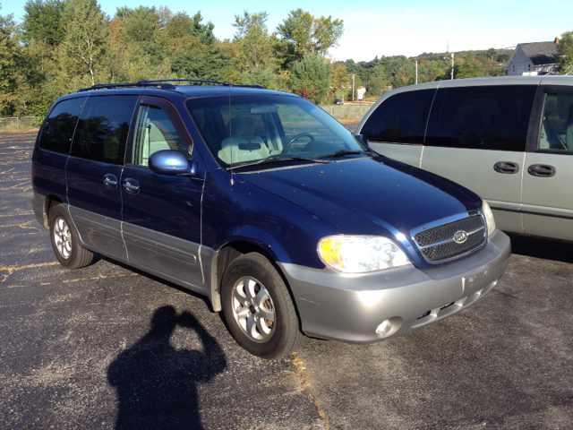 Kia Sedona 2004 photo 1