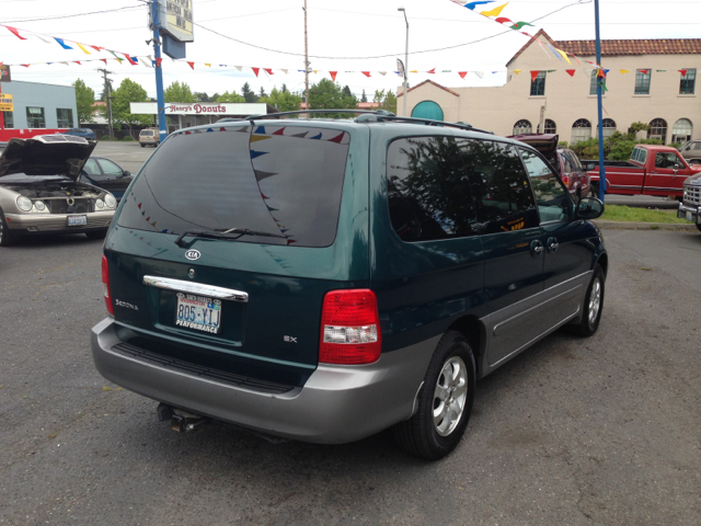 Kia Sedona 2004 photo 1