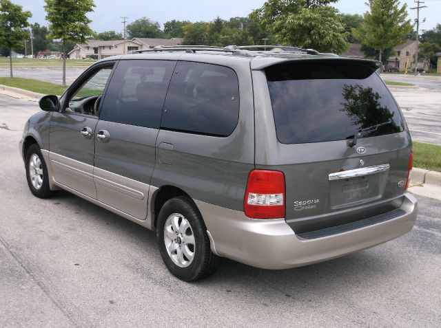 Kia Sedona 2004 photo 3