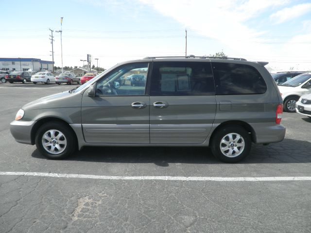 Kia Sedona 2004 photo 1