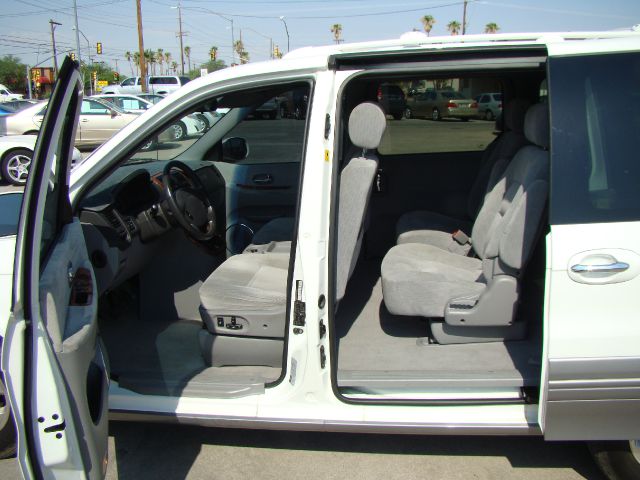 Kia Sedona 2005 photo 1