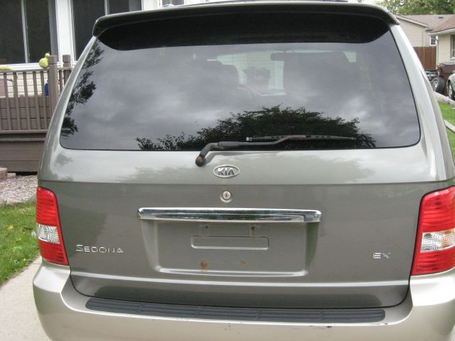 Kia Sedona 2005 photo 1