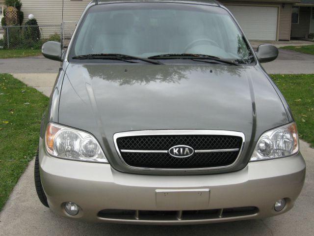 Kia Sedona 2005 photo 4