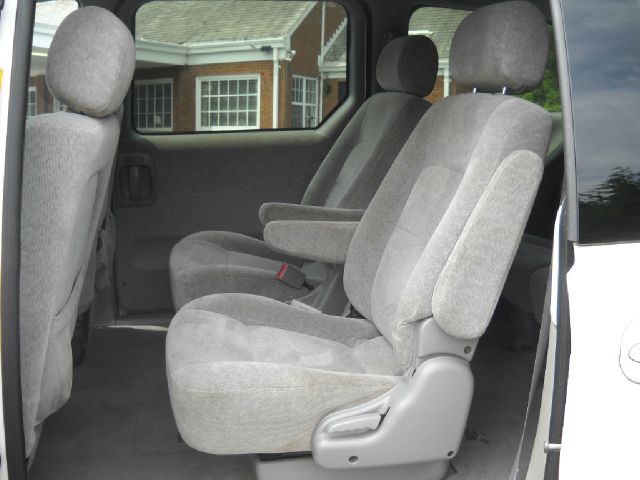 Kia Sedona 2005 photo 3