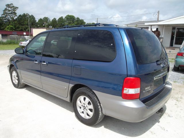 Kia Sedona 2005 photo 12