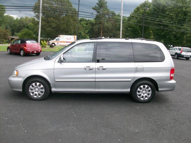 Kia Sedona 2005 photo 3