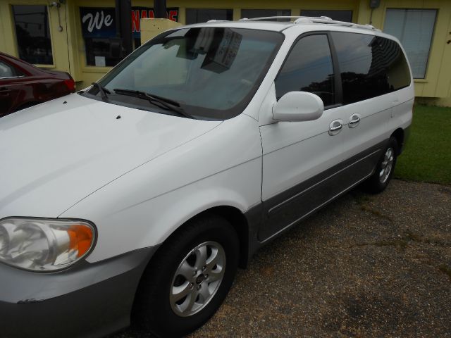 Kia Sedona Open-top MiniVan