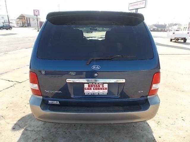 Kia Sedona 2005 photo 1