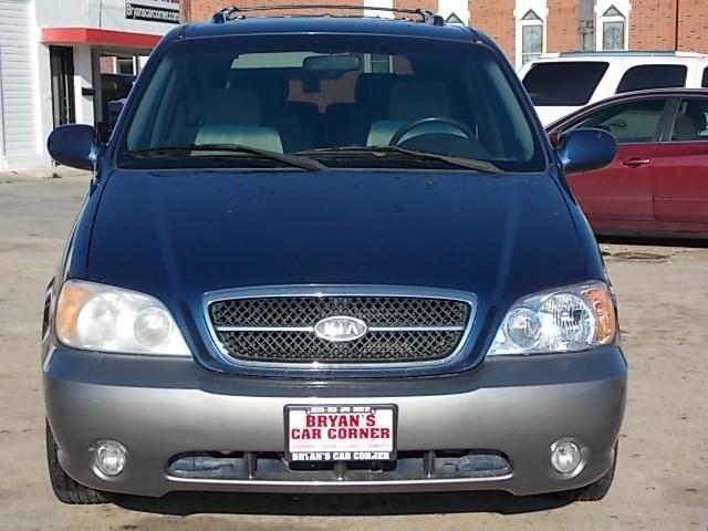 Kia Sedona 2005 photo 18