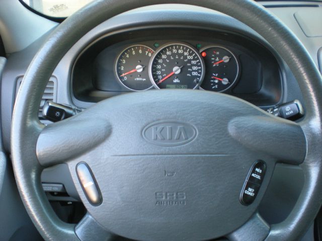 Kia Sedona 2005 photo 5