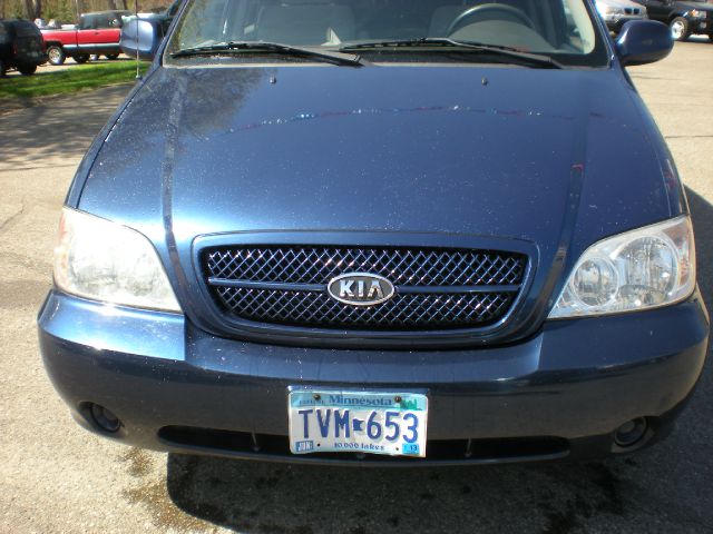 Kia Sedona 2005 photo 7