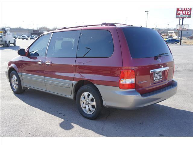 Kia Sedona Open-top MiniVan