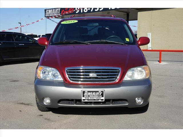 Kia Sedona 2005 photo 6