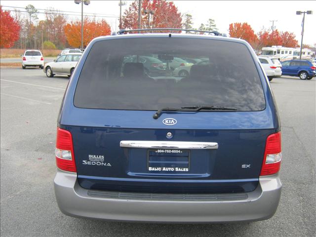 Kia Sedona 2005 photo 4