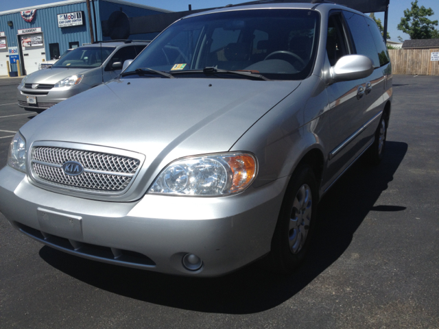 Kia Sedona 2005 photo 6