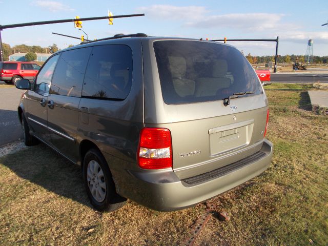 Kia Sedona 2005 photo 2