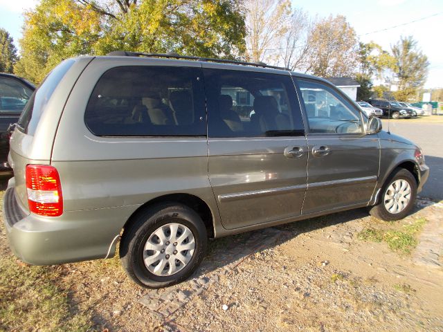 Kia Sedona 2005 photo 3