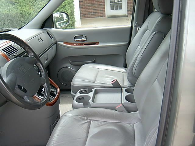 Kia Sedona 2005 photo 2