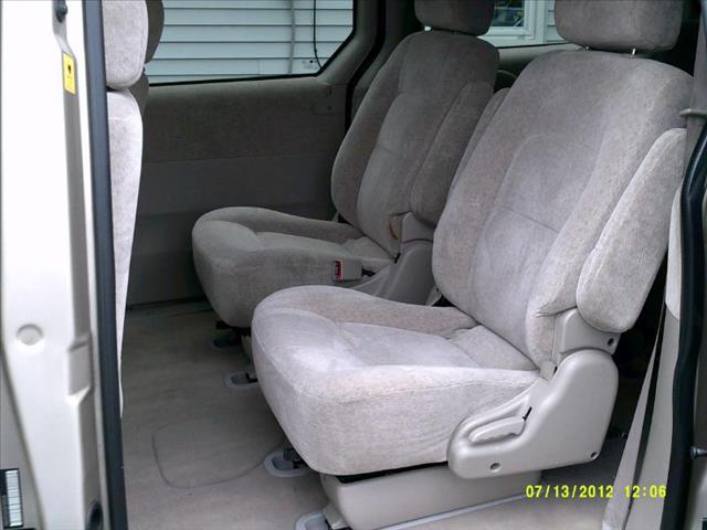 Kia Sedona 2005 photo 1