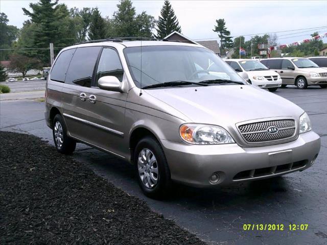 Kia Sedona 2005 photo 3