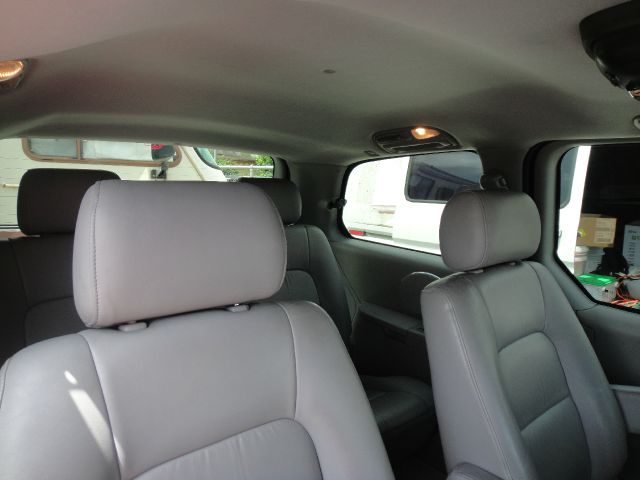 Kia Sedona 2005 photo 6