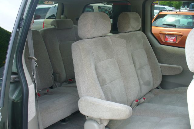 Kia Sedona Elk Conversion Van MiniVan