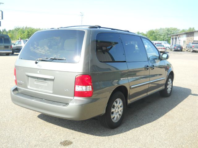 Kia Sedona 2005 photo 1