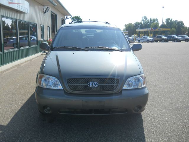 Kia Sedona 2005 photo 3