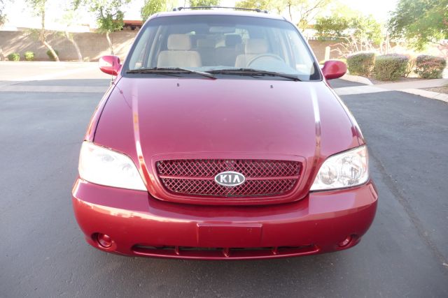 Kia Sedona 2005 photo 15