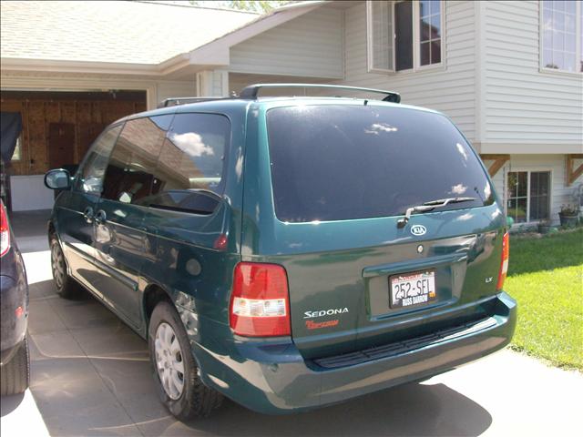 Kia Sedona 2005 photo 2