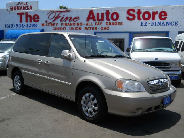 Kia Sedona Open-top MiniVan