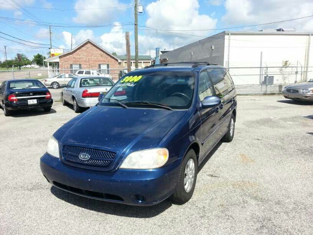 Kia Sedona 2005 photo 2