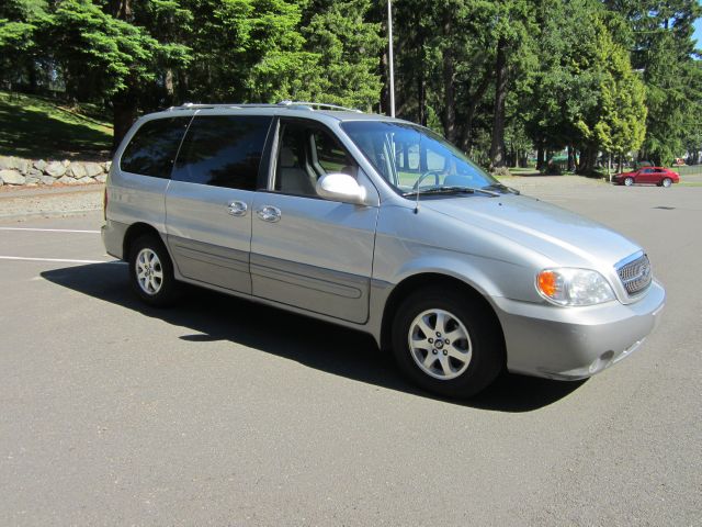 Kia Sedona 2005 photo 14