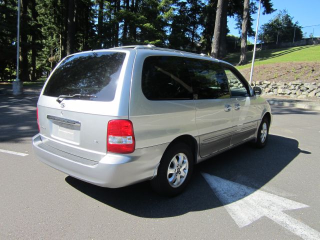 Kia Sedona 2005 photo 4