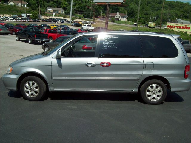 Kia Sedona 2005 photo 3