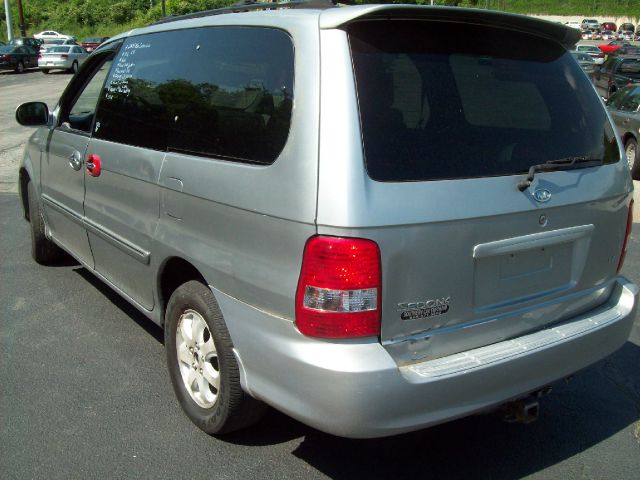 Kia Sedona 2005 photo 6