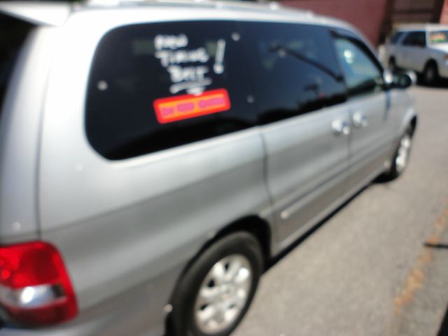 Kia Sedona 2005 photo 1