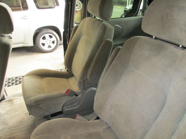 Kia Sedona 2005 photo 3