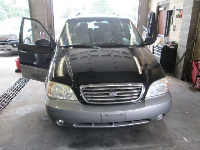 Kia Sedona 2005 photo 4