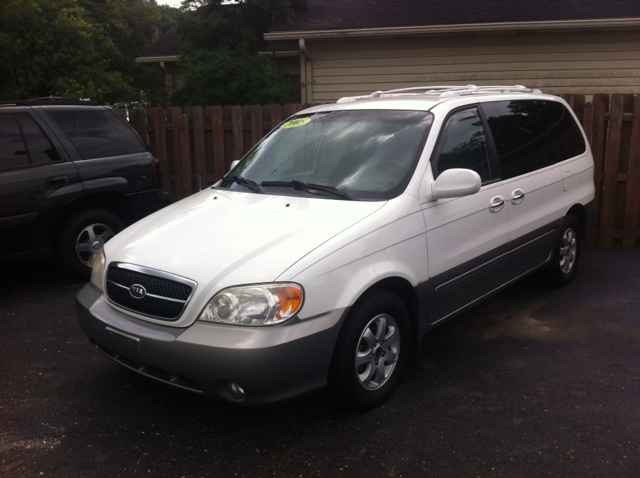 Kia Sedona 2005 photo 3