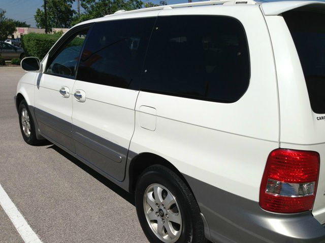 Kia Sedona 2005 photo 13