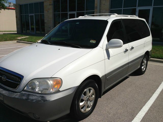 Kia Sedona 2005 photo 14