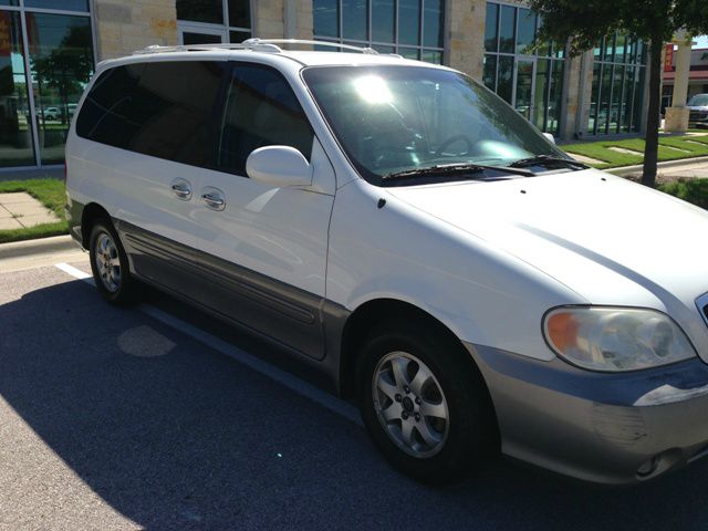 Kia Sedona 2005 photo 4