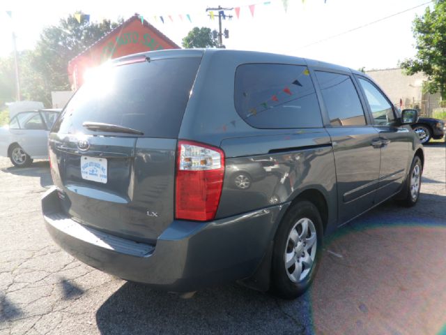 Kia Sedona 2006 photo 2