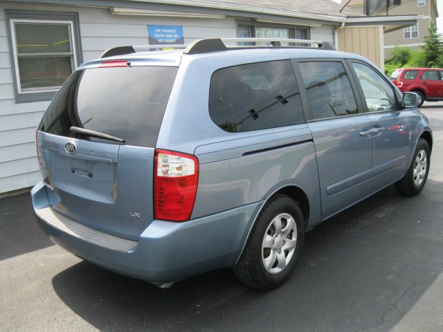 Kia Sedona 2006 photo 3