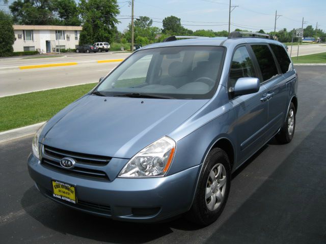 Kia Sedona 2006 photo 4