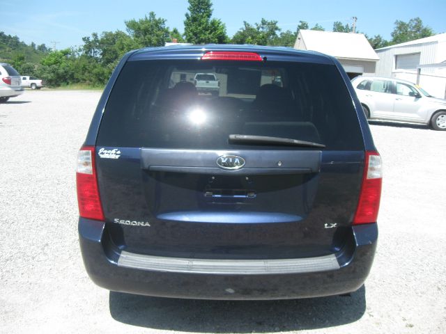 Kia Sedona 2006 photo 1